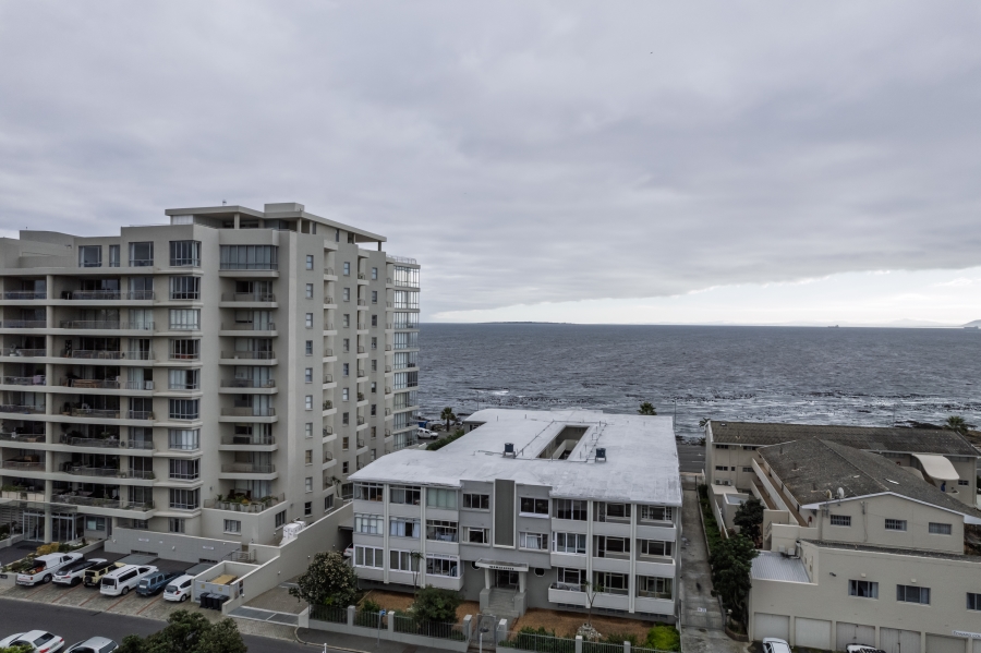 To Let 2 Bedroom Property for Rent in Mouille Point Western Cape